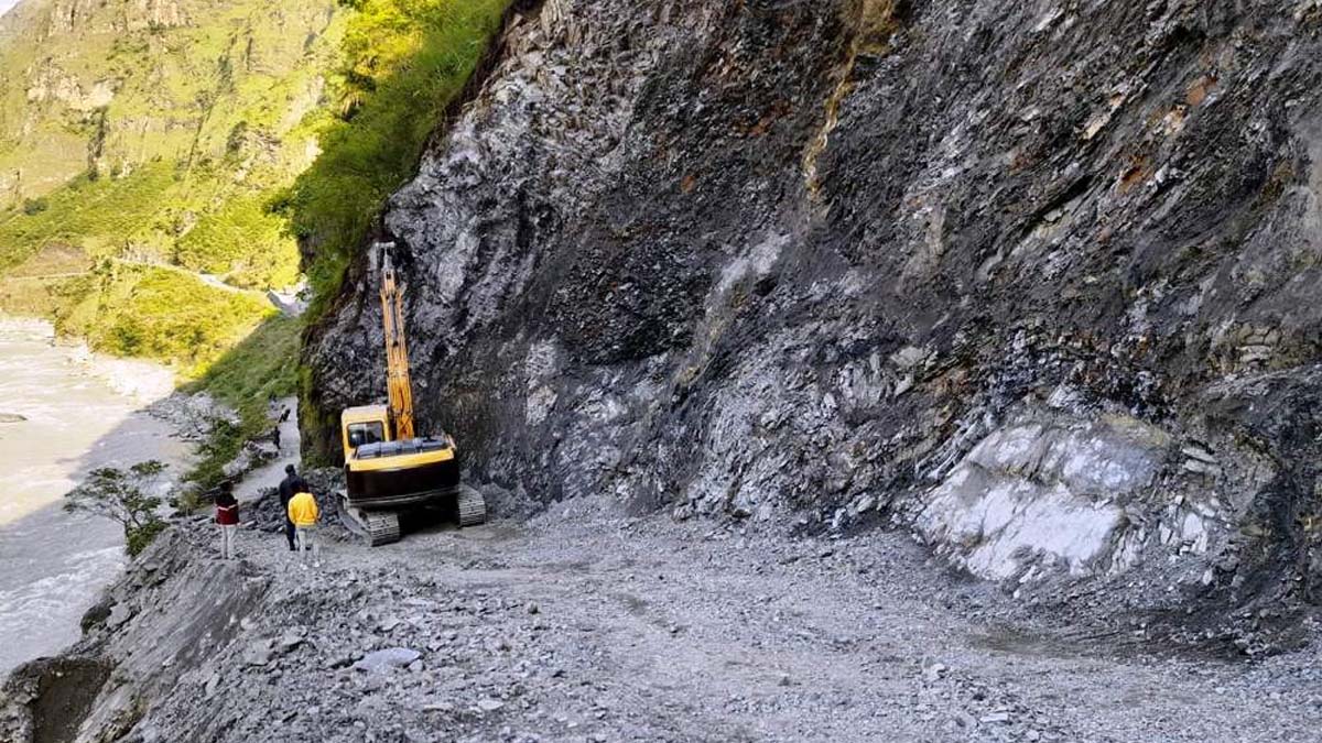 महाकाली लोकमार्ग : बजेट अभाव र प्रक्रियागत उल्झनमै बित्यो एक दशक